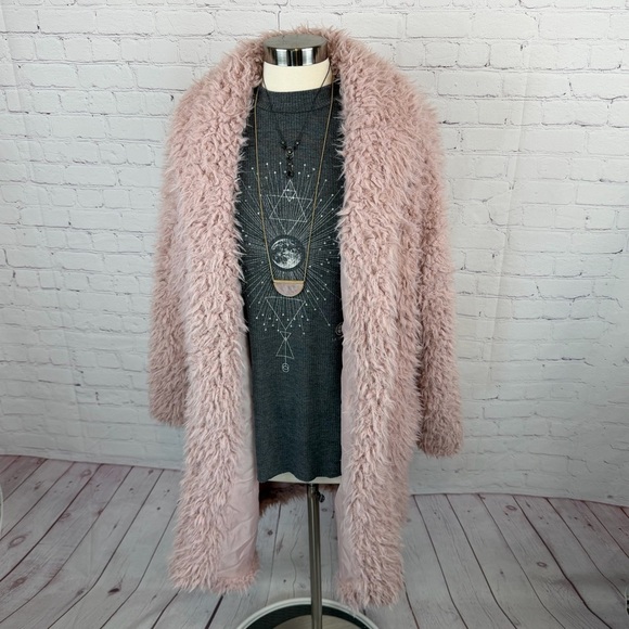 wild fable Jackets & Blazers - Wild Fable Pink Whimsigoth Fairycore open front coat faux fur Size Large